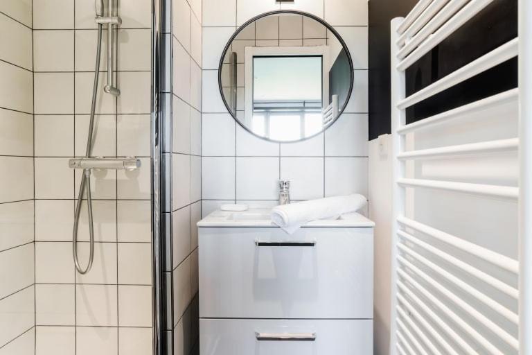 Guestready - Charmant Studio Issy-Les-Moulineaux Leilighet Eksteriør bilde